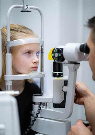 Pediatric ophthalmic instruments