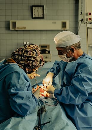 Microsurgery and tissue transfer