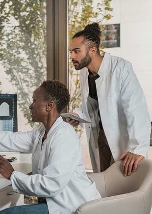 Collaboration with other specialists for comprehensive care